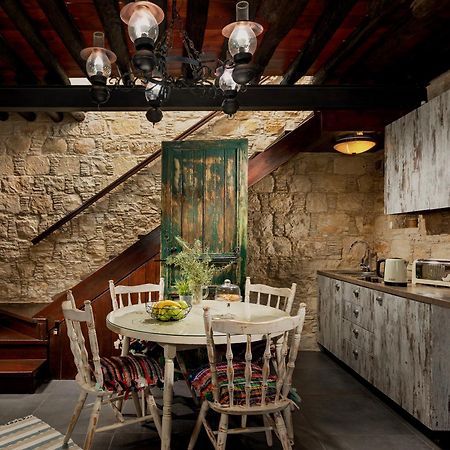 Oinoessa Traditional Boutique Guest Houses โลฟู ภายนอก รูปภาพ