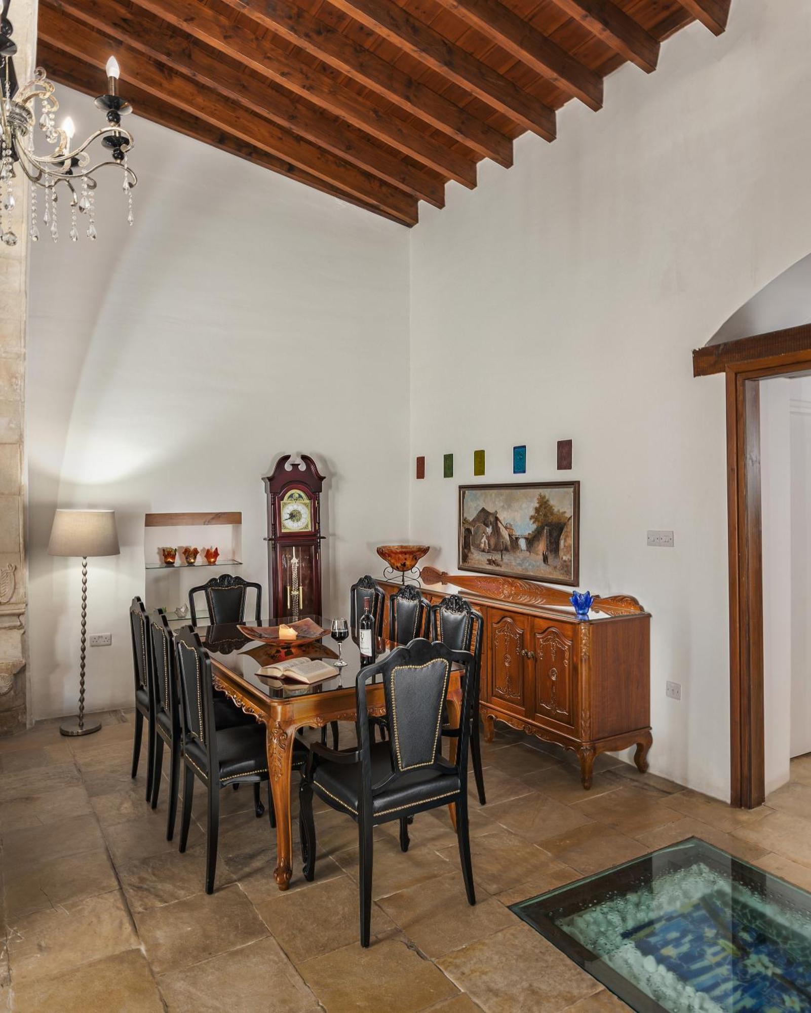Oinoessa Traditional Boutique Guest Houses โลฟู ภายนอก รูปภาพ